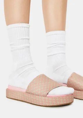 Blush Hills Have Eyes Patterned Slides