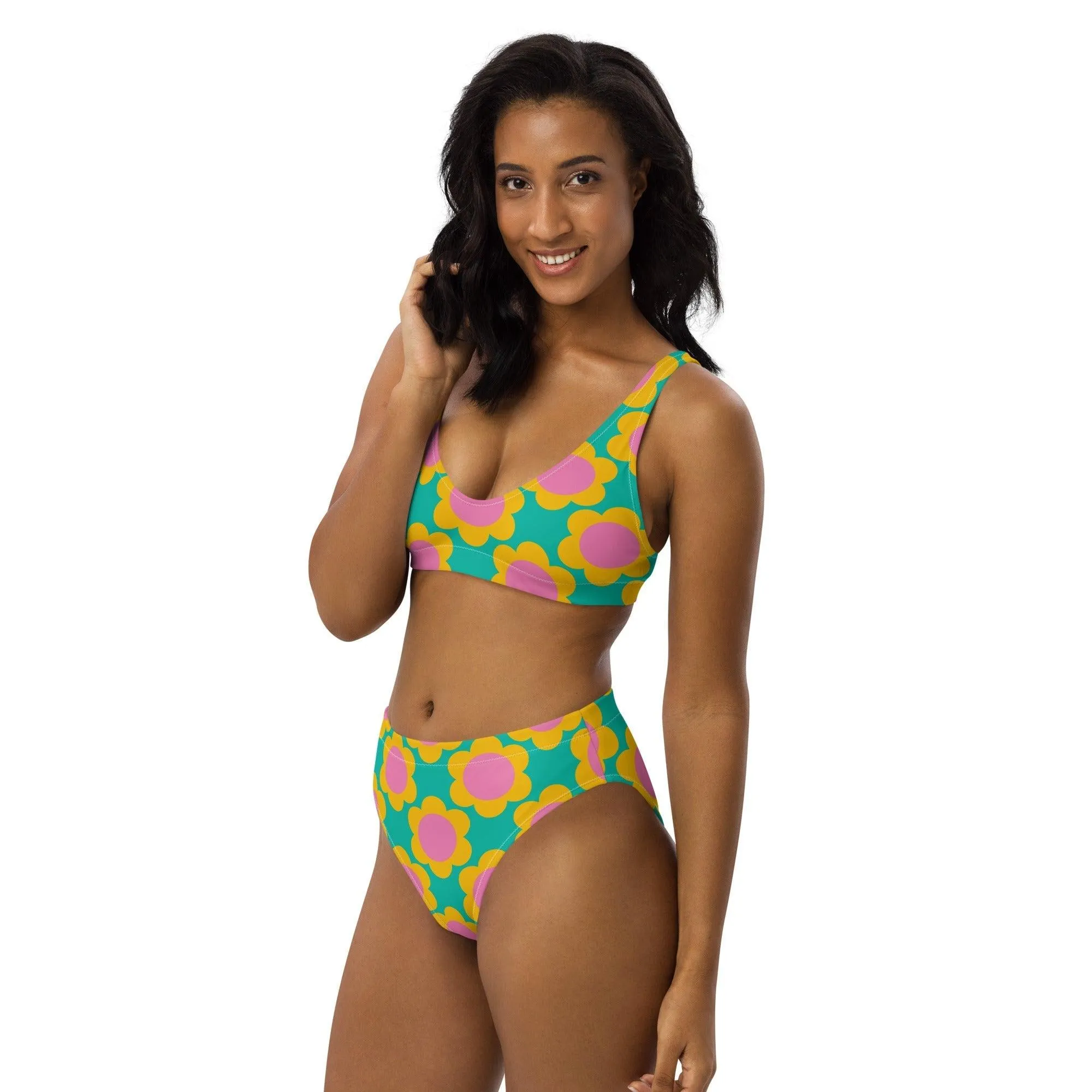 ELLIE - Bikinis made of recycled material