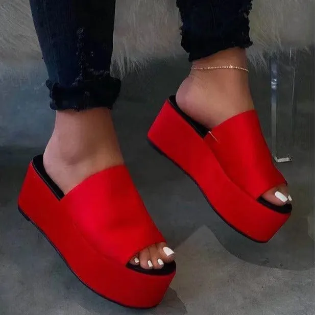 Peep toe thick platform slides