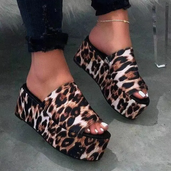 Peep toe thick platform slides