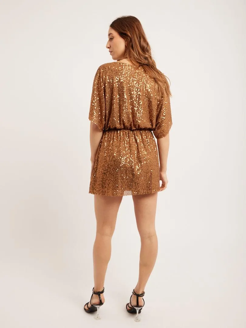 Robe baby doll décolletée