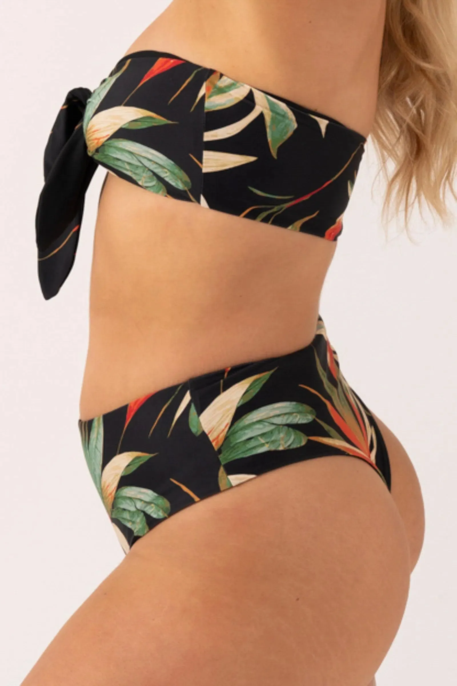Silky Reversible Bandeau Bow Bikini Top - Black Tropico