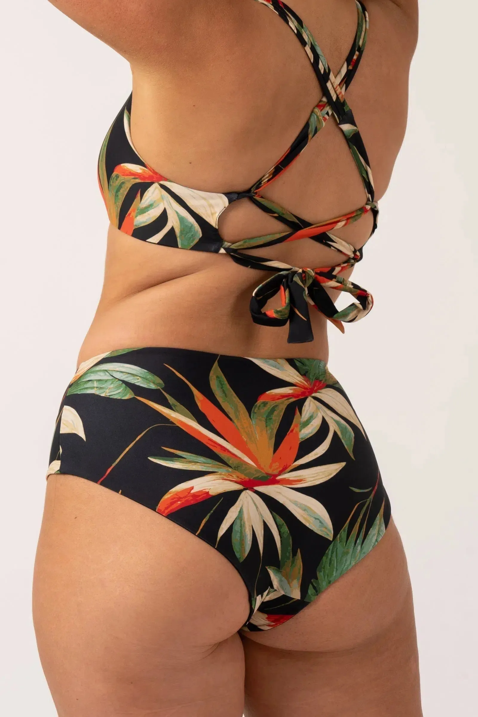 Silky Reversible High Waisted Medium Cut Bikini Bottom - Black Tropico