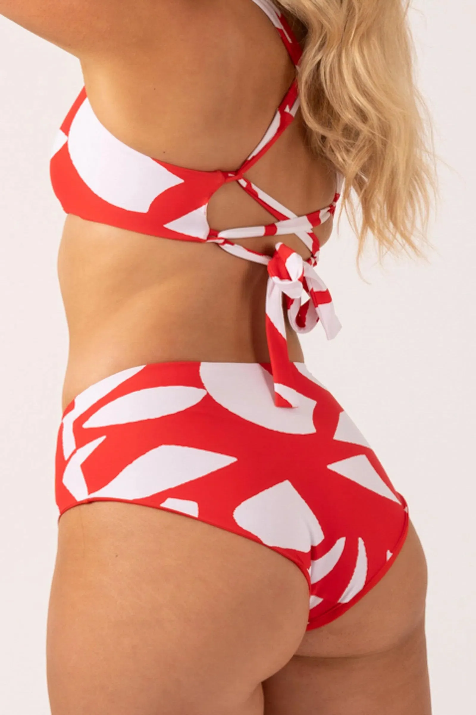 Silky Reversible High Waisted Medium Cut Bikini Bottom - Red Geo Waves